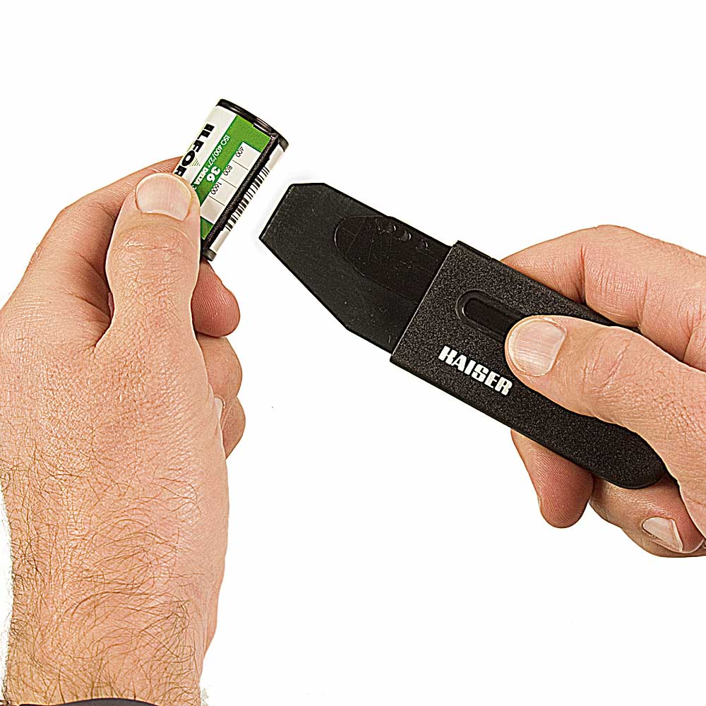 Kaiser film leader retriever for 35mm film